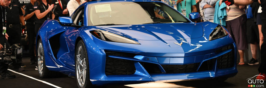 First 2024 Chevrolet Corvette E-Ray Sells at Auction for $1.1 M USD
